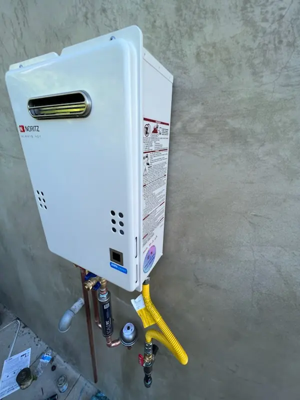 Tankless water heater installation for North Prairie Lee homes